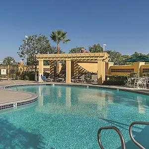 La Quinta & By Wyndham Airport 3* Ontario