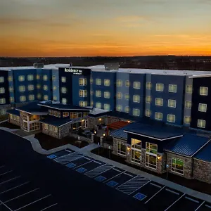 Hotel By Marriott Old Henry